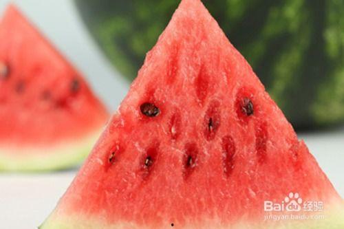 吃瓜博主西瓜特效,吃瓜博主带你领略夏日清凉新风尚